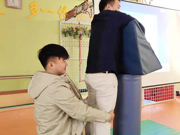 教研园地